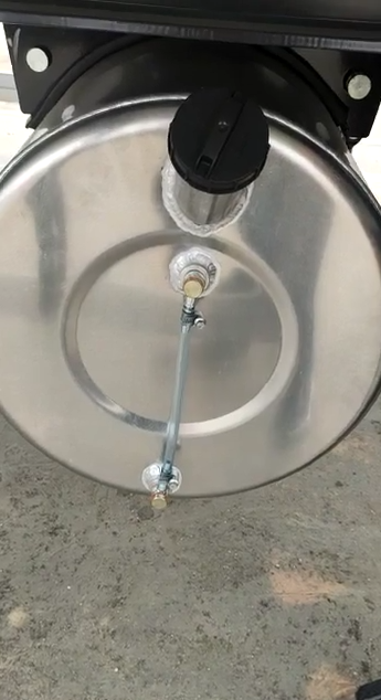 Алюминиевый топливный бак для рефрижератора (с наружным уровнемером)