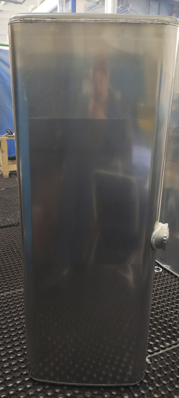 Алюминиевый бензобак 600л. МАН (№ 742019)